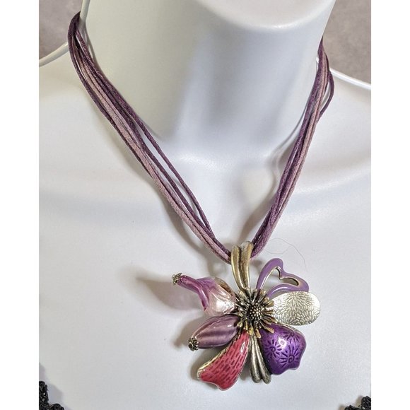 Purple Fairy Flower Necklace - Picture 3 of 7
